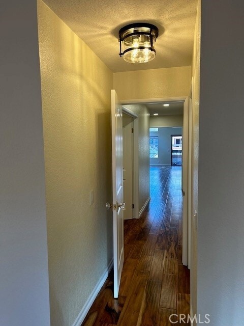 Building Photo - 2601 S Broadmoor Dr