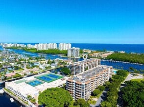 Building Photo - 859 Jeffery St