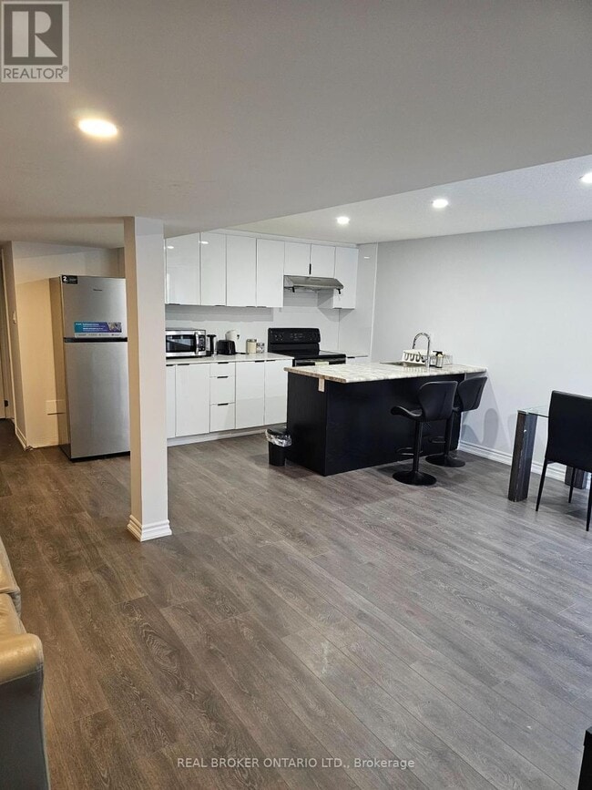 Building Photo - 31 Swordfish Dr