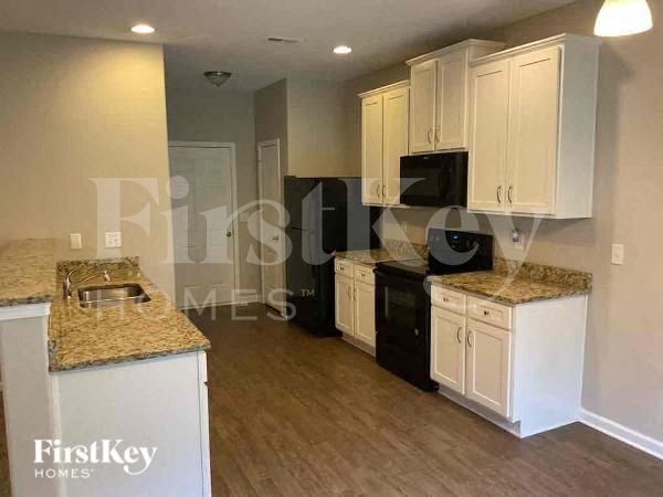 Foto del edificio - 6819 Ware Road