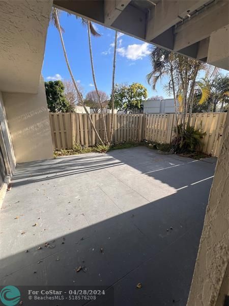 Building Photo - 12134 Regal Ct W