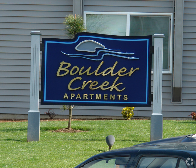 Foto del edificio - Boulder Creek Apartments