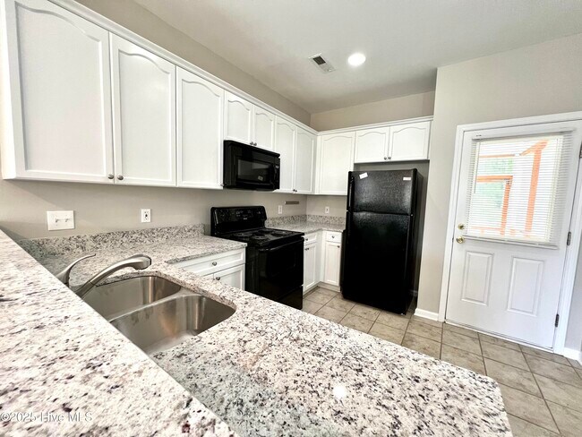 Building Photo - 274 Coralstone Ct