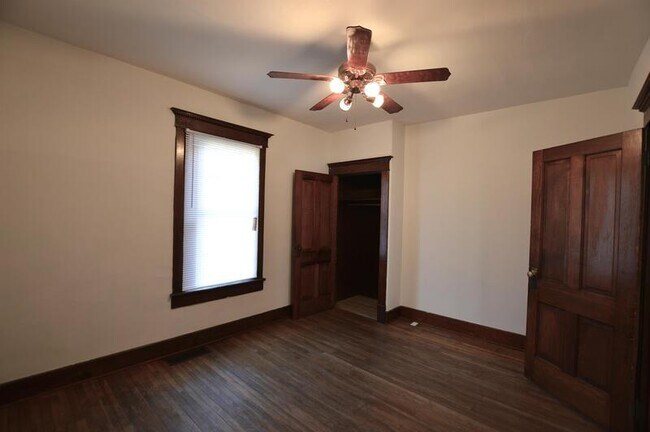 2609 Southeastern Ave photo'