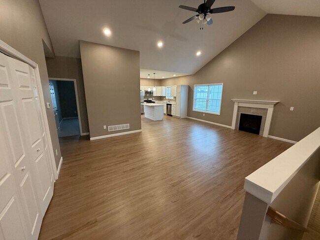 Foto del edificio - New Build Duplex in Washington IL