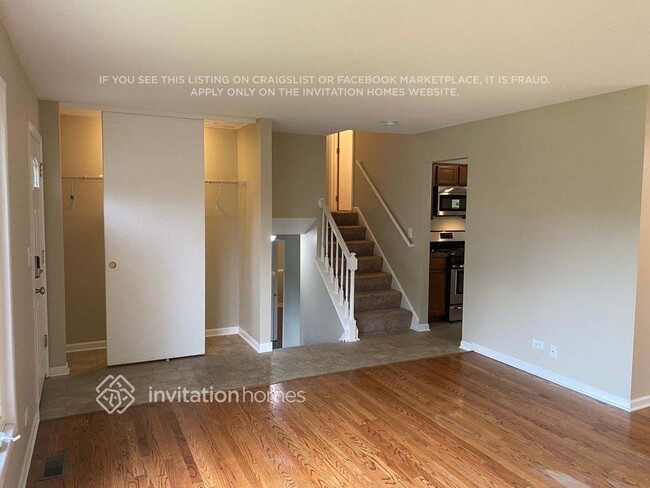 Foto del edificio - 940 Sandlewood Ct