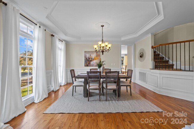 Foto del edificio - 9440 Wallace Pond Dr