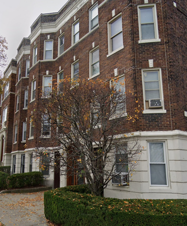 Building Photo - 1625 Commonwealth Ave