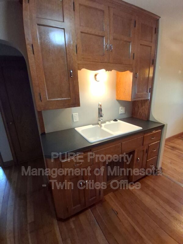 Foto del edificio - 3710 E 43rd St