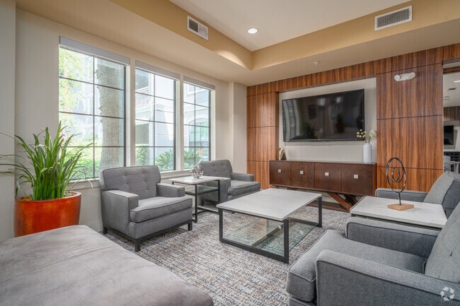 Sala del club - Grove at Wilcrest