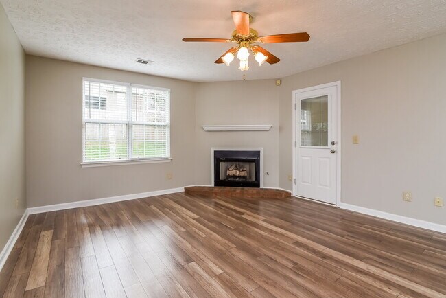 Foto del edificio - 101 Edgehill Ln