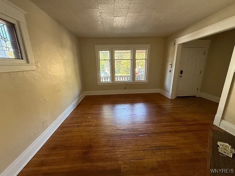 Building Photo - 76 Vernon Pl