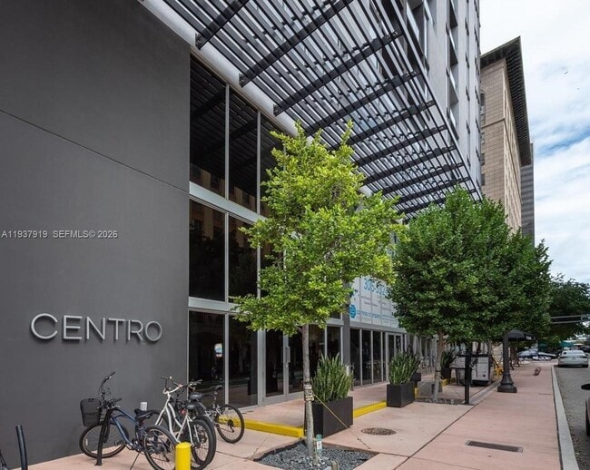 Building Photo - 151 SE 1st St