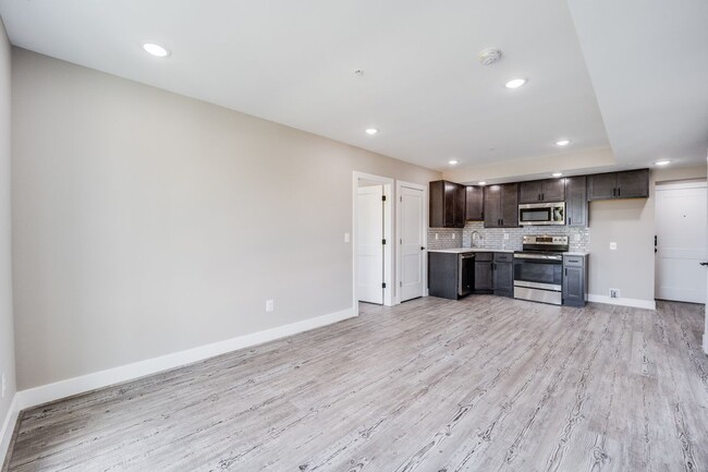 Building Photo - 1617 Rhode Island Ave NE