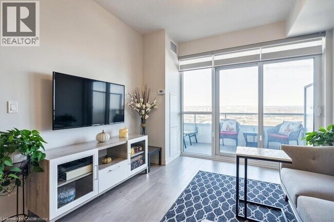 Building Photo - 2093 Fairview St