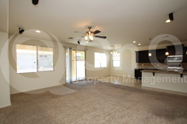 Building Photo - 26864 N 99th Dr
