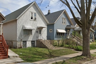 Building Photo - 3410 W Lapham St