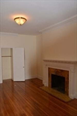 Building Photo - 189 Bay State Rd