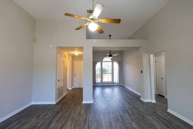 Building Photo - North Creek Subdivision Ready for Immediat...