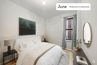 Building Photo - Private bedroom in 3 bed/1 bath Home