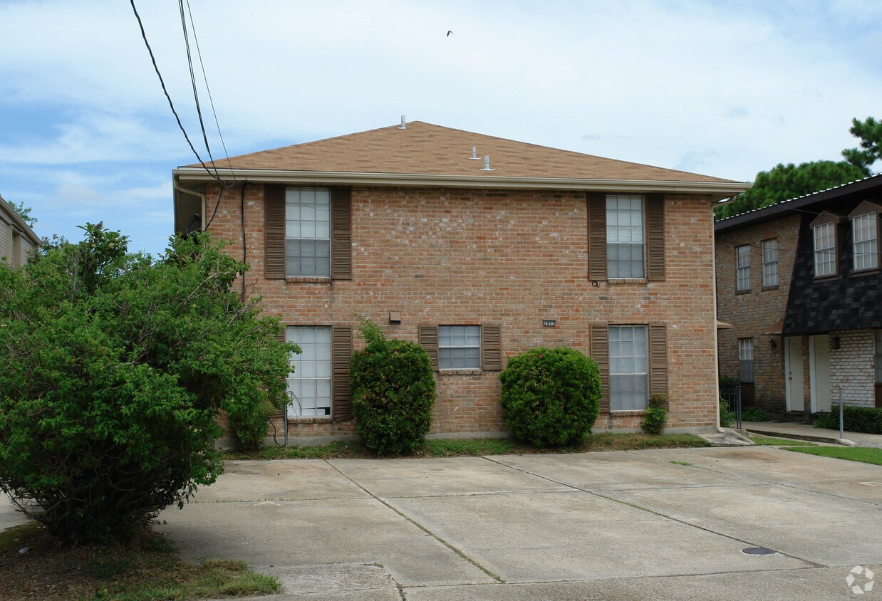Building Photo - 2805 Houma Blvd