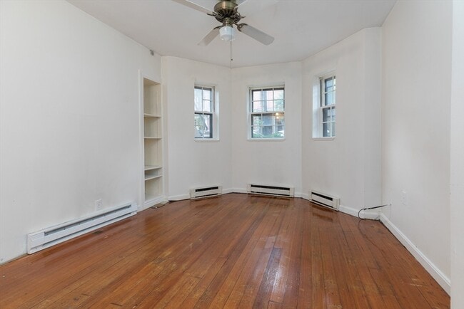 Building Photo - 75 Chandler St