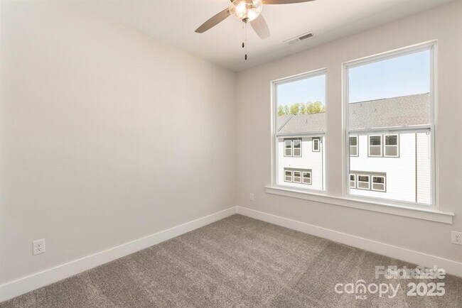 Building Photo - 312 Ferebee Pl