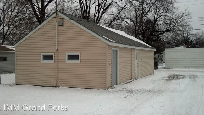 Foto del edificio - 2 br, 1 bath House - 1009 12th Street S.