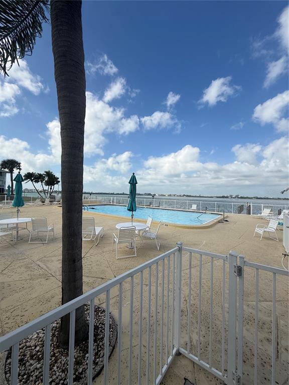 Foto del edificio - 775 John Ringling Blvd