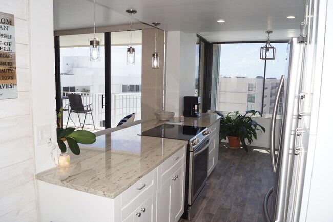 Foto del edificio - 3590 S Ocean Blvd