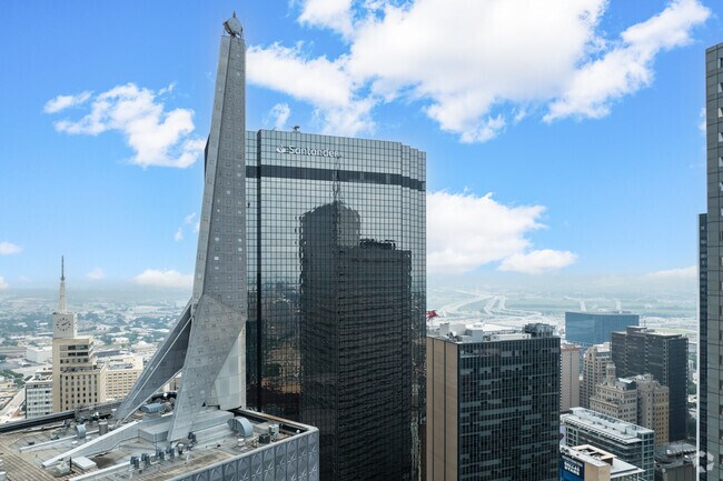 Foto del edificio - Gables Republic Tower