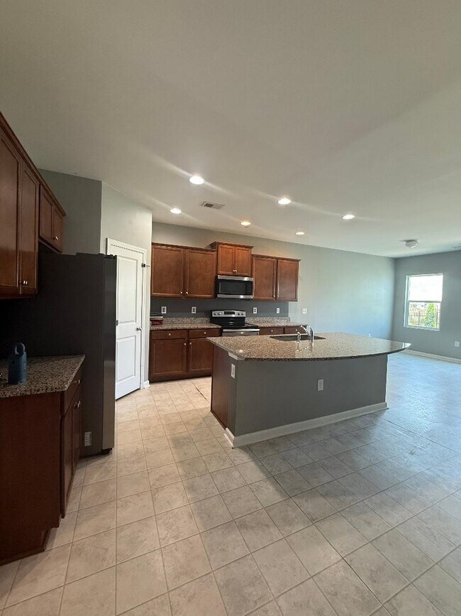 Foto del edificio - 2934 Ellesmere Cir