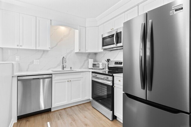 Foto del edificio - 6 Summit Dr