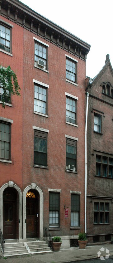 Building Photo - 1825 Spruce St