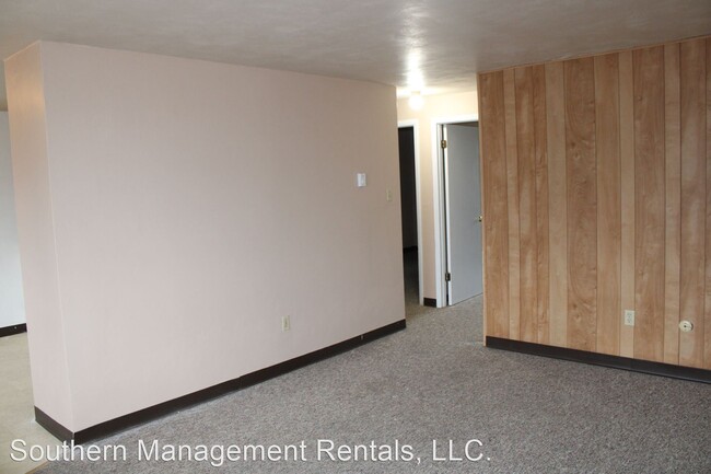 Building Photo - 3914 Tunnel Hill Rd