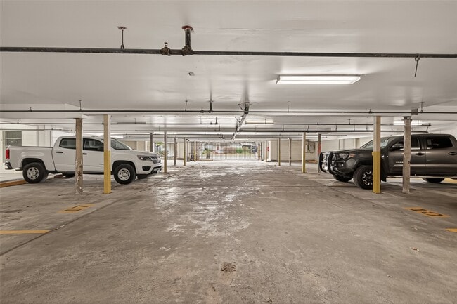 Foto del edificio - 1342 Rutland St