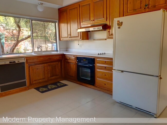 Building Photo - 3 br, 2 bath House - 17360 Chase St ,