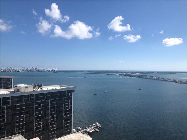 Building Photo - 2101 Brickell Ave