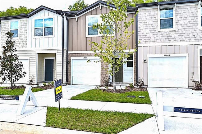 Building Photo - 38061 Elby Ln