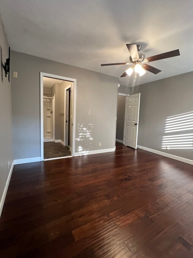 Foto del edificio - 3012 N 155th Ave