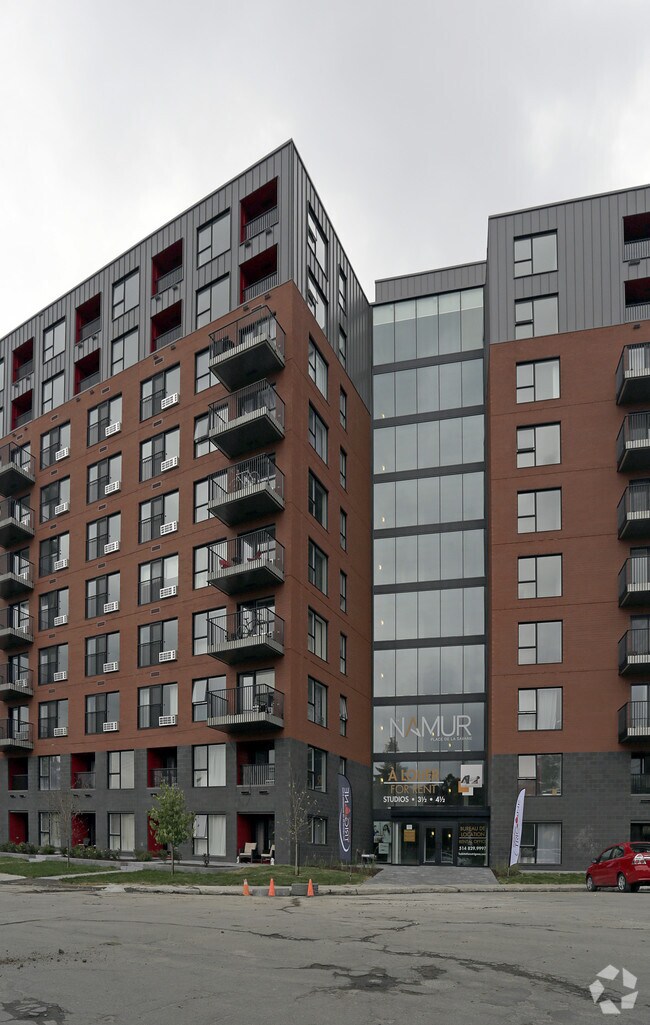 Le Namur Apartments 4974 de la Savane Montréal, QC