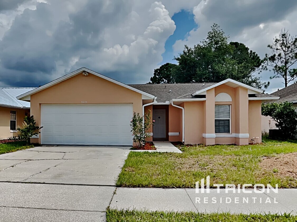8648 Wellington Loop Kissimmee FL House Rental in Kissimmee, FL