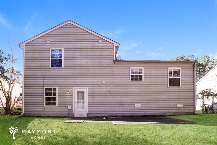 Foto del edificio - 2717 Midway Park Ct