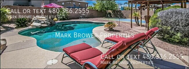 Foto del edificio - 1273 E Vermont Dr