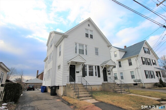 Building Photo - 19 Nesbit Ave