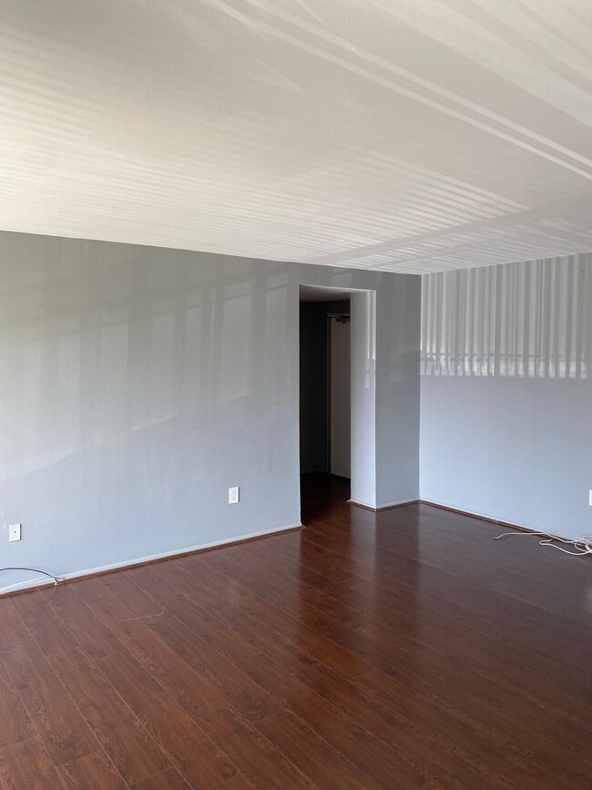 Building Photo - 16 S Van Dorn St