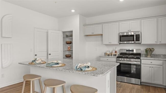 Building Photo - 278 Blue Dragon Dr