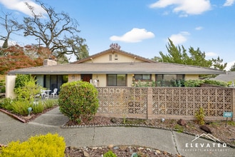 Building Photo - 458 Las Casitas Ct