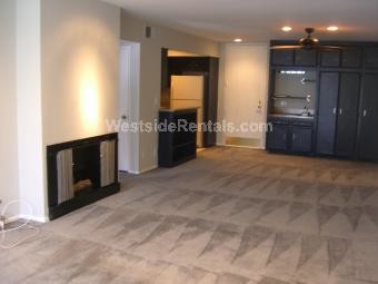 Primary Photo - 1351 N Crescent Heights Blvd
