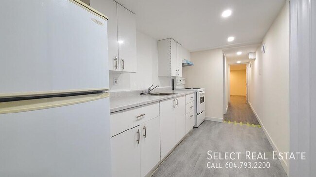 Photo du bâtiment - 46198 Princess AvenueB